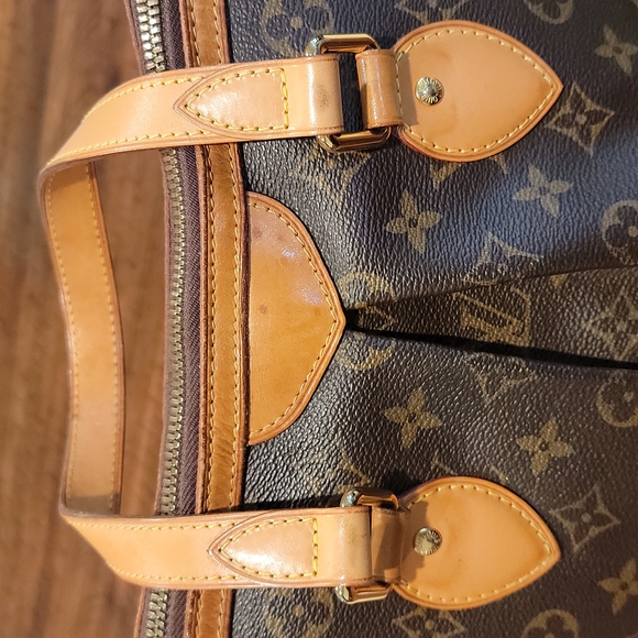 🎉SOLD🎉  Authentic Louis Vuitton Palermo MM bag - Picture 4 of 15